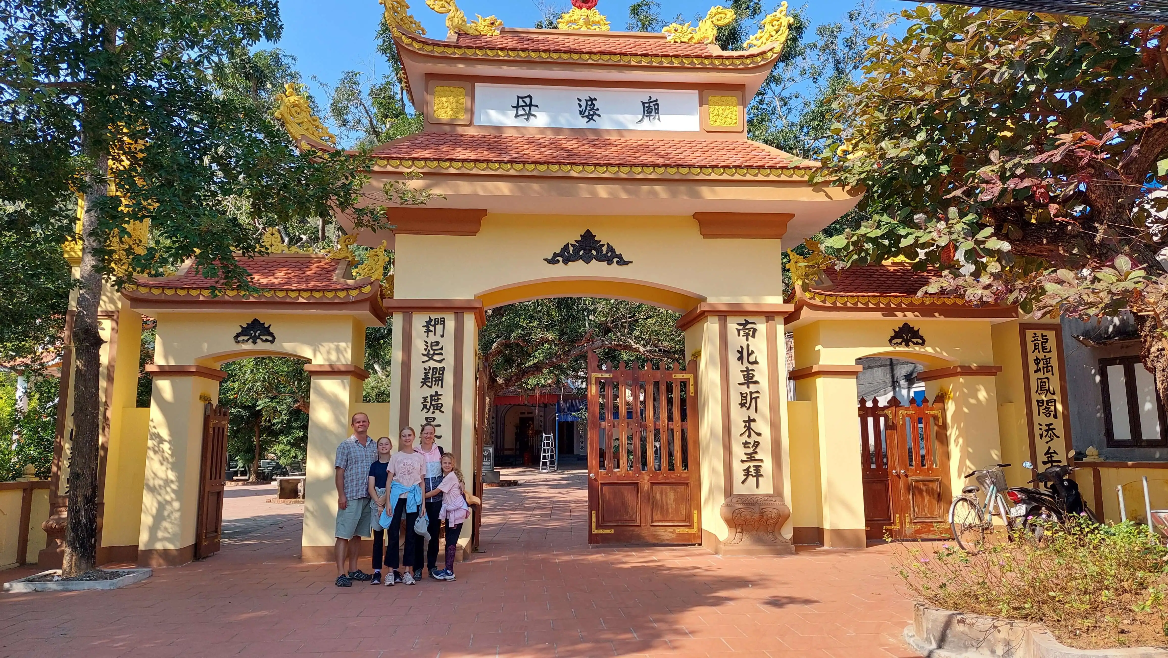 2 days 1 night tour exploring Vietnamese culture and village life